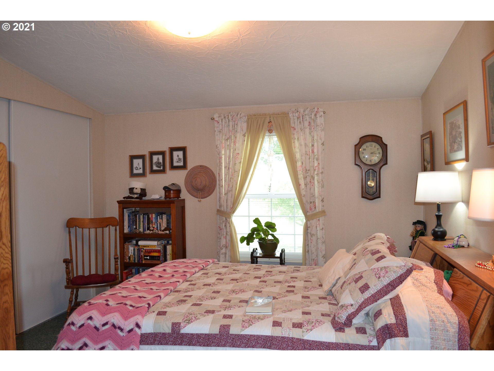 1050 Glengary Loop Road Roseburg, OR 97470 - Photo 8 of 28 Gallery Image 8