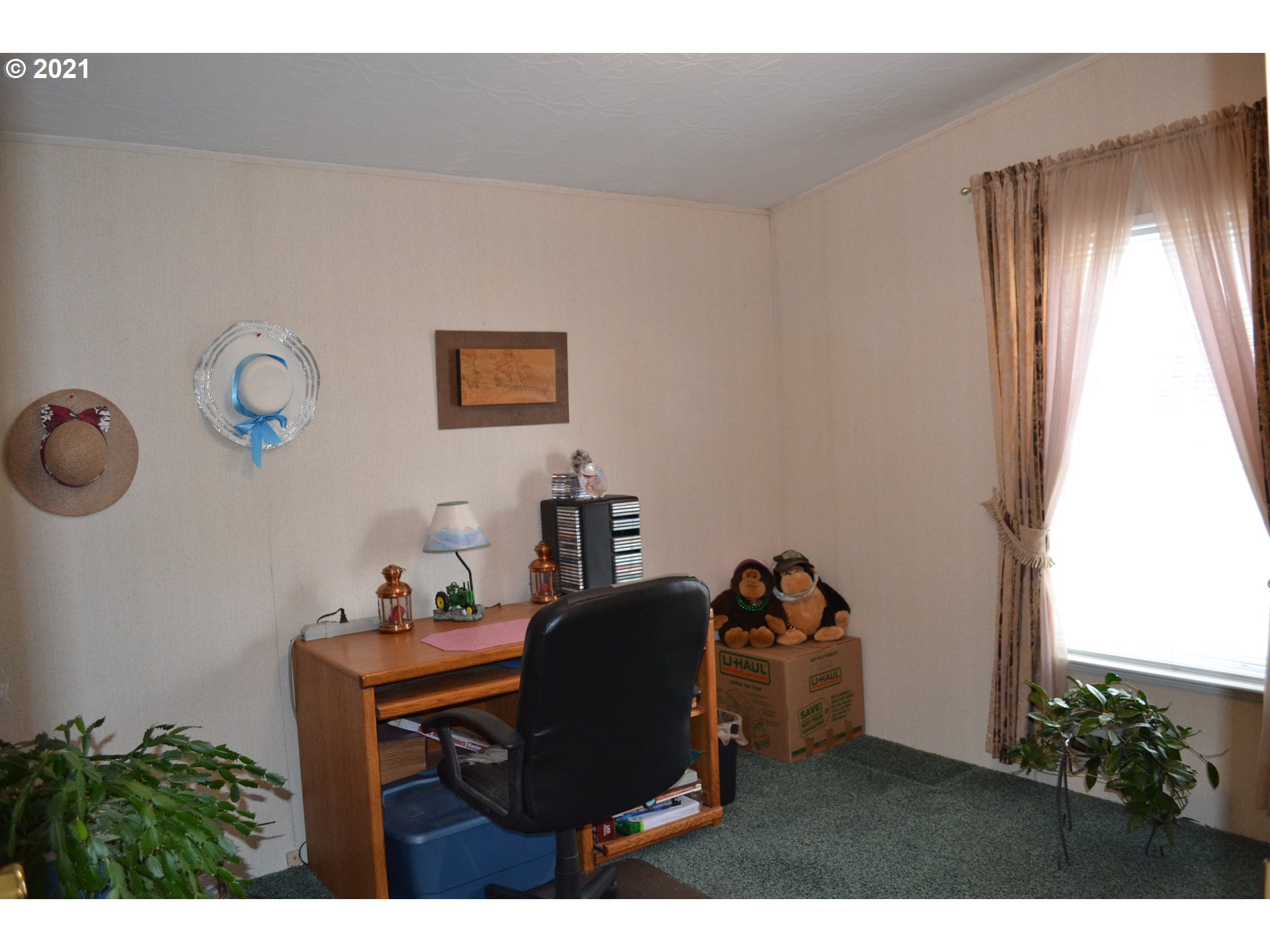 1050 Glengary Loop Road Roseburg, OR 97470 - Photo 10 of 28 Gallery Image 10