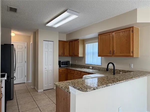 $2,650 | 758 Burlwood Street, Brandon, FL 33511