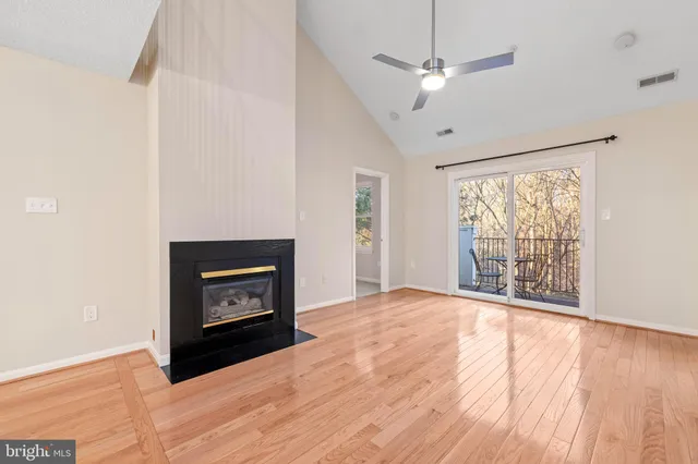 $2,850 | 15315 Diamond Cove Terrace, Unit 137, Rockville, MD 20850