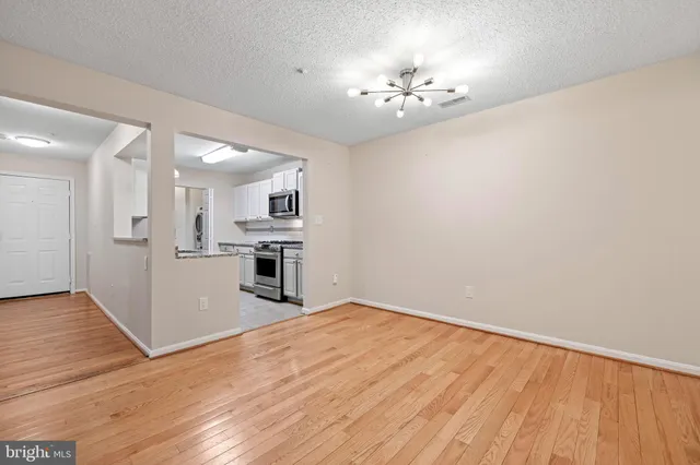 $2,850 | 15315 Diamond Cove Terrace, Unit 137, Rockville, MD 20850