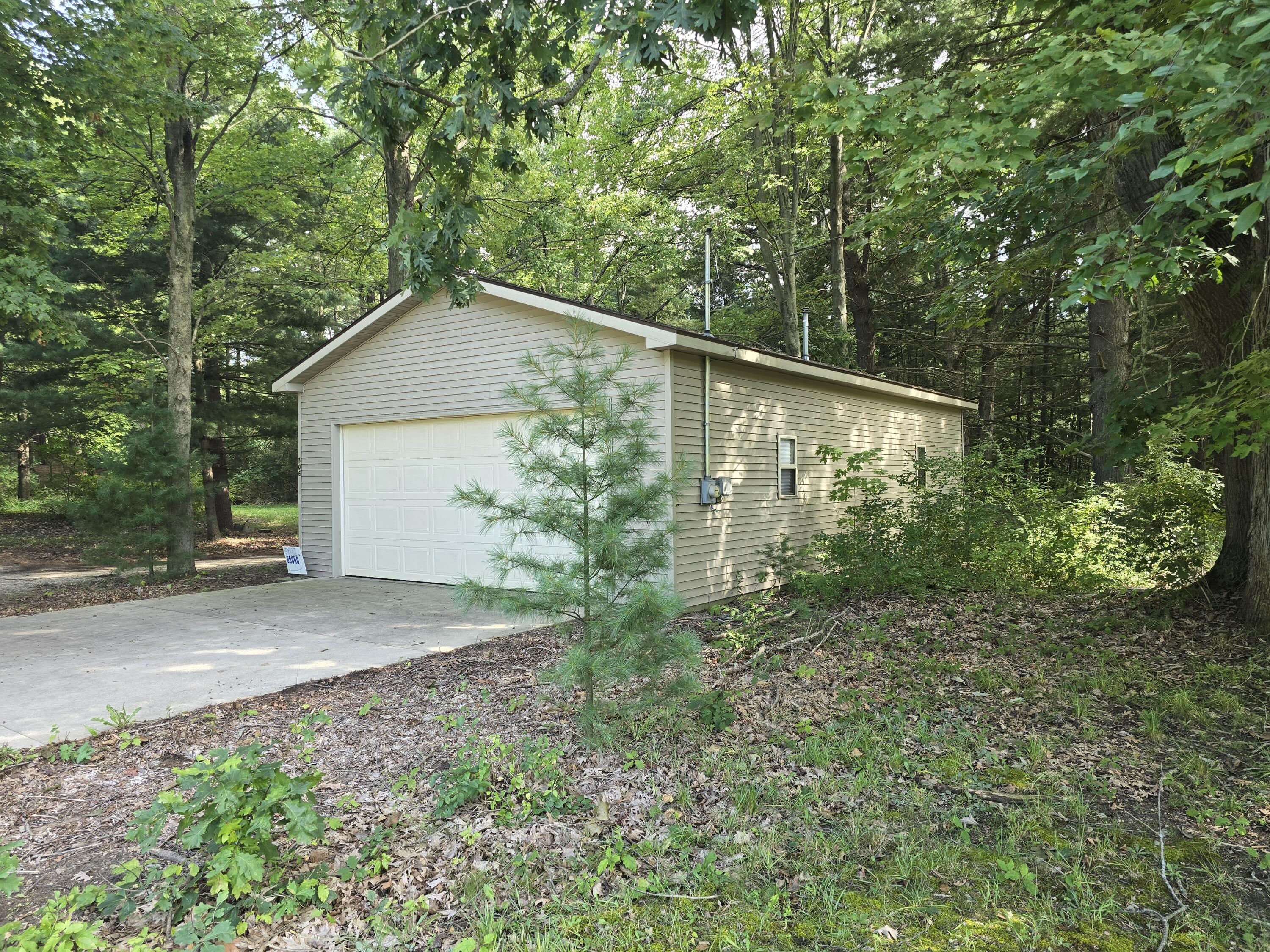 306 Indian Lakes Road Northwest Sparta, MI 49345 - Photo 20 of 25 20260819_164652