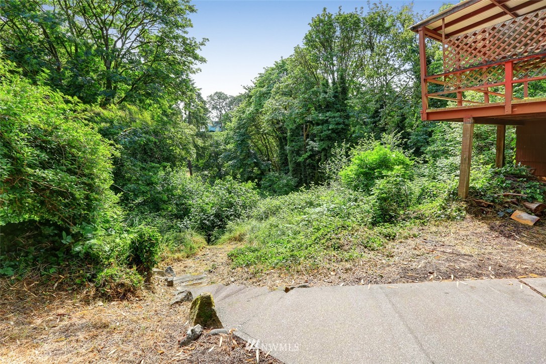 8509 Phillips Road Southwest Lakewood, WA 98498 - Photo 4 of 25