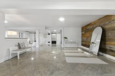 a view of entryway and hall