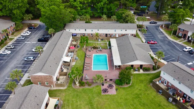 $270,000 | 415 Parkdale Drive, Unit 2F, Charleston, SC 29414