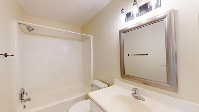 $270,000 | 415 Parkdale Drive, Unit 2F, Charleston, SC 29414