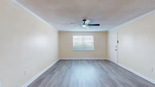 $270,000 | 415 Parkdale Drive, Unit 2F, Charleston, SC 29414