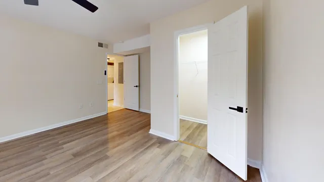 $270,000 | 415 Parkdale Drive, Unit 2F, Charleston, SC 29414