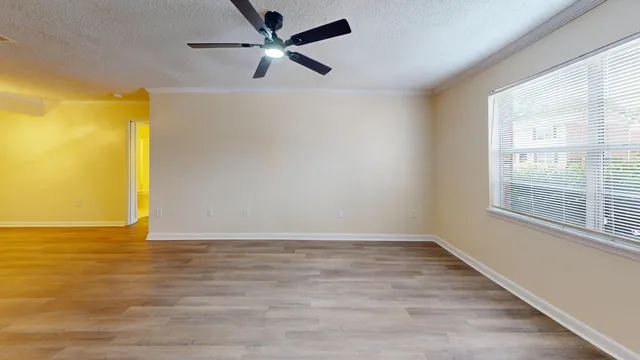 $270,000 | 415 Parkdale Drive, Unit 2F, Charleston, SC 29414