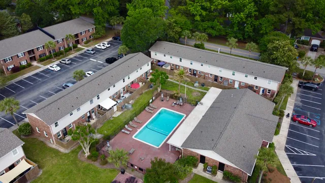 $270,000 | 415 Parkdale Drive, Unit 2F, Charleston, SC 29414