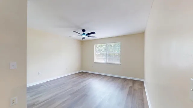 $270,000 | 415 Parkdale Drive, Unit 2F, Charleston, SC 29414