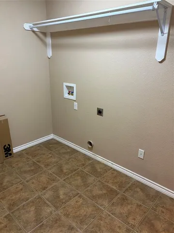 $2,300 | 209 Sugar Berry Avenue, Abilene, TX 79602