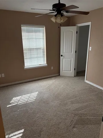 $2,300 | 209 Sugar Berry Avenue, Abilene, TX 79602