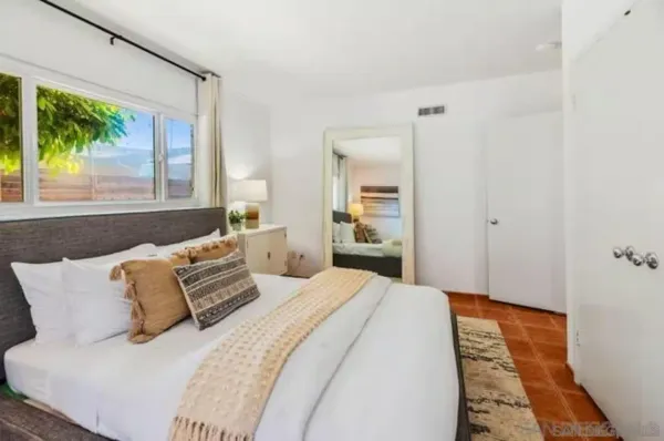 $24,000 | 8373 El Paseo Grande, La Jolla, CA 92037