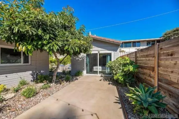 $24,000 | 8373 El Paseo Grande, La Jolla, CA 92037