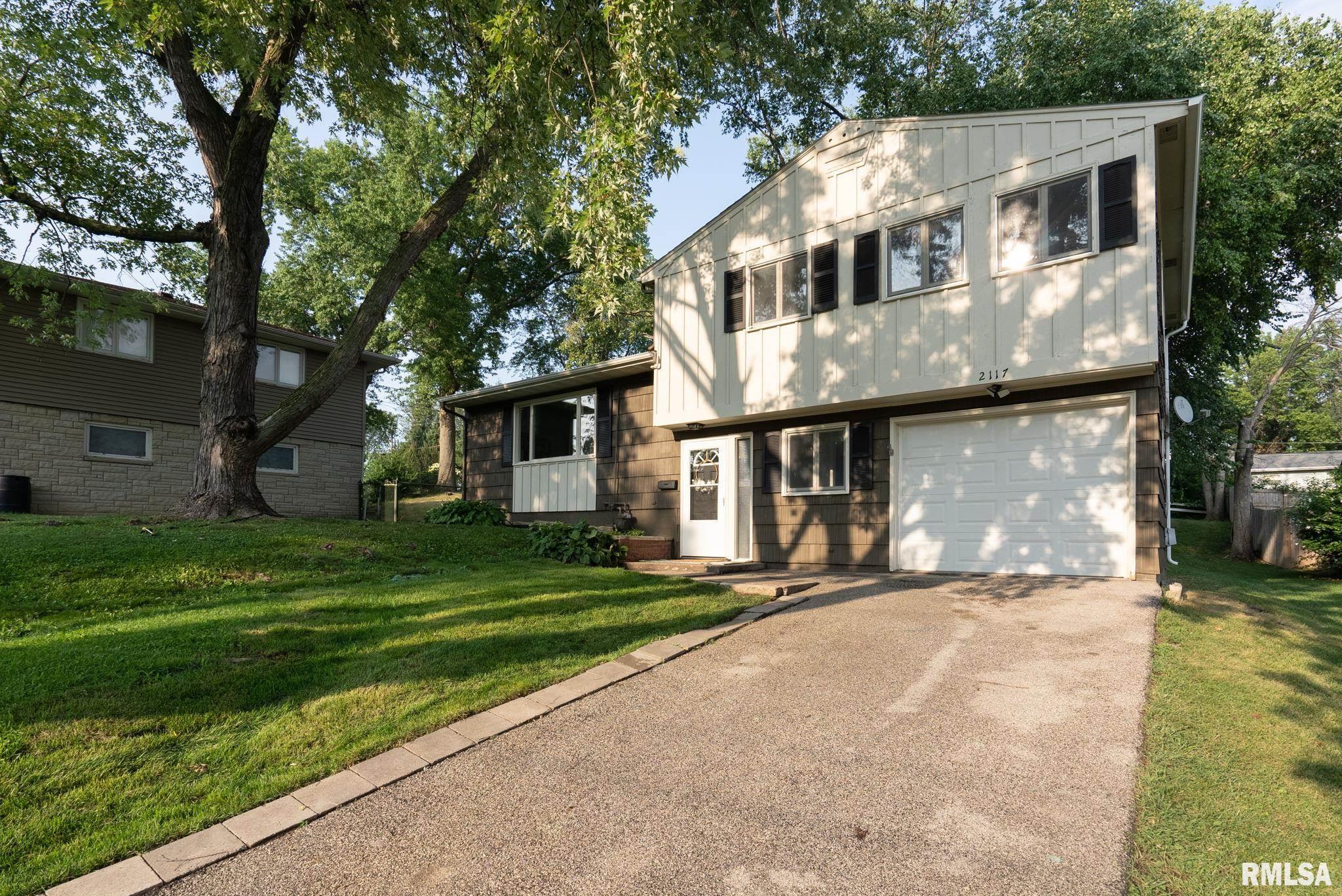 2117 Jersey Ridge Road Davenport, IA 52803 - Photo 2 of 30 Gallery Image 2