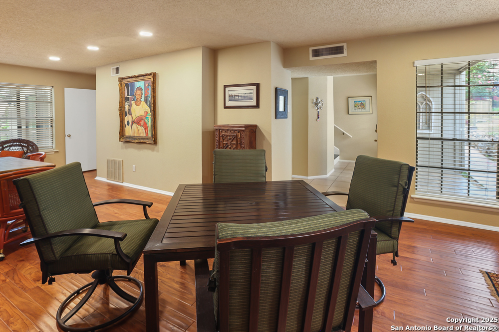 7711 Callaghan Road, Unit 802 San Antonio, TX 78229 - Photo 4 of 30