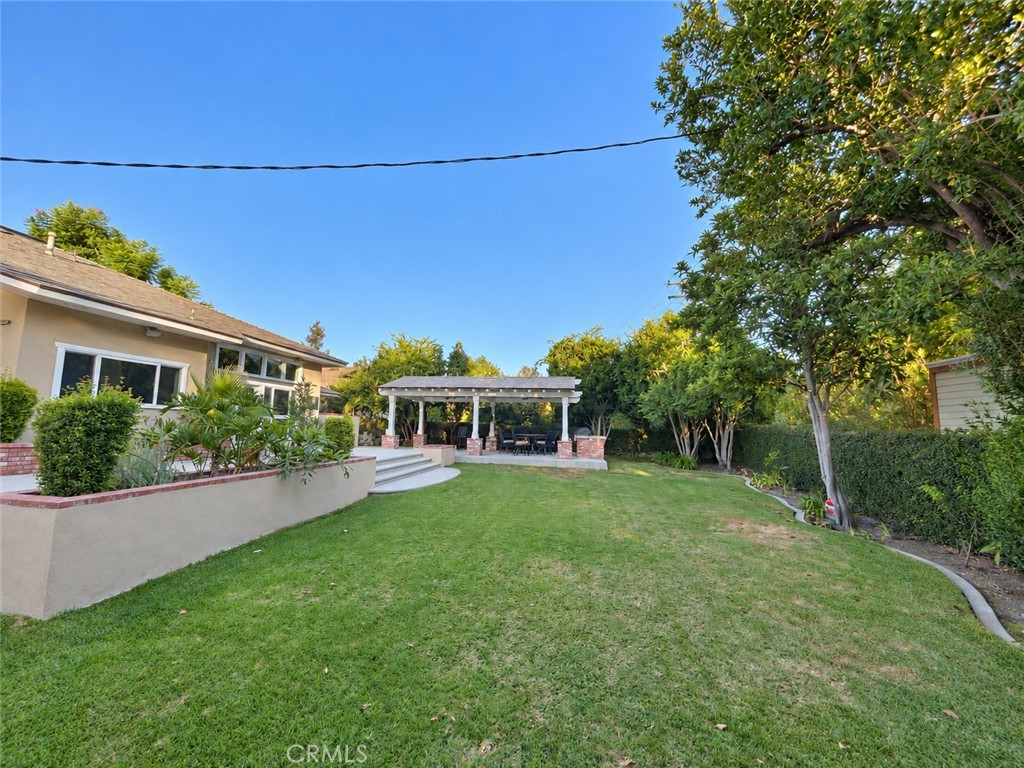 16 Corto Road Arcadia, CA 91007 - Photo 33 of 37 backyard