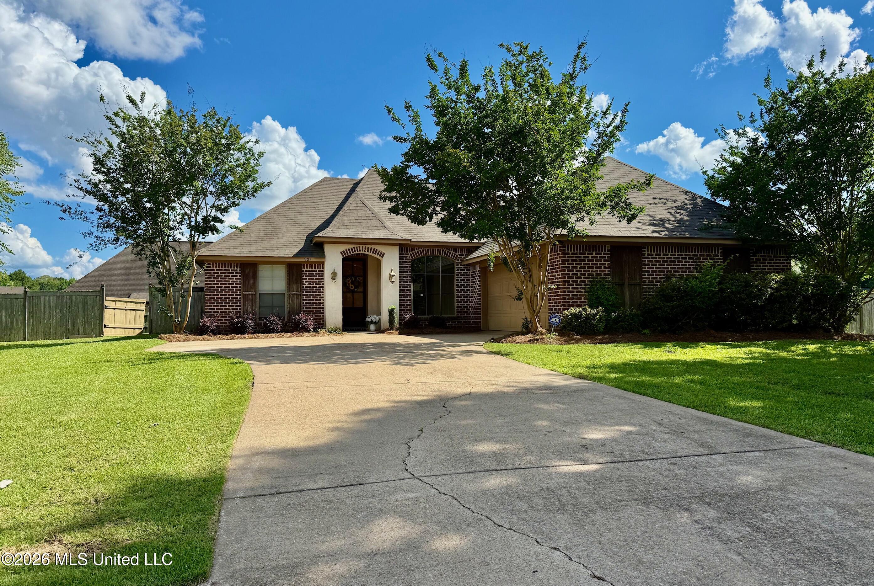 903 Timberton Drive Pearl, MS 39208 - Photo 3 of 43 IMG_0895