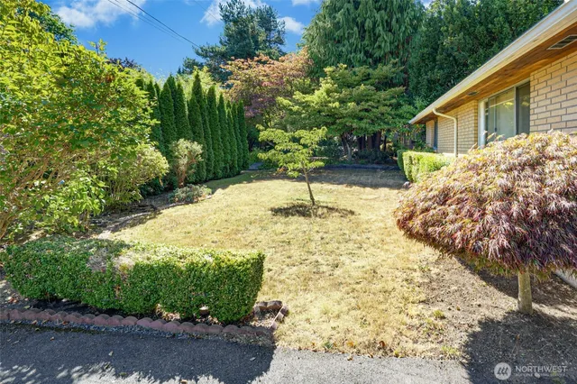 $875,000 | 22010 Brier Road, Brier, WA 98036