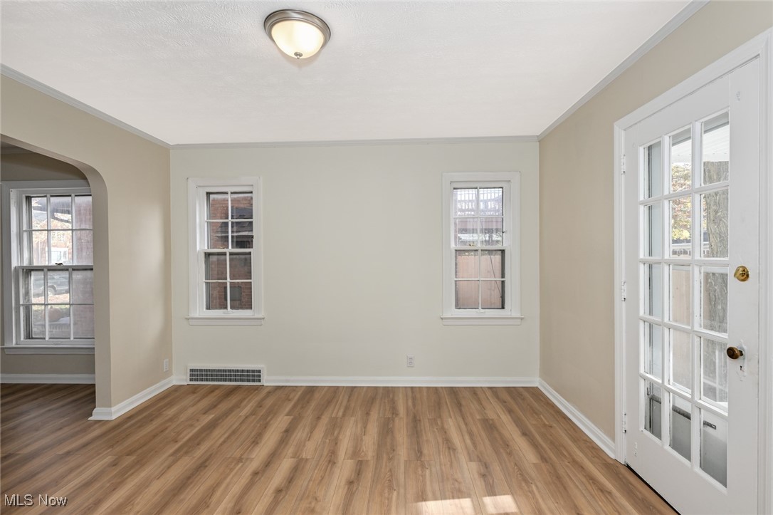 3938 Lansdale Road Cleveland, OH 44118 - Photo 12 of 34 Gallery Image 12