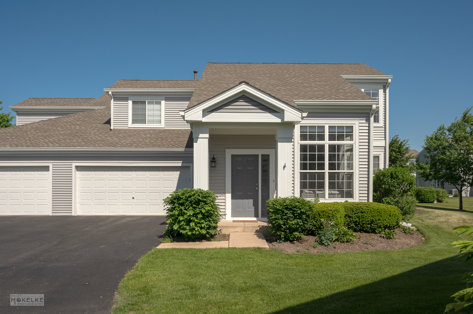 340 Cascade Lane, Oswego, IL 60543 Compass