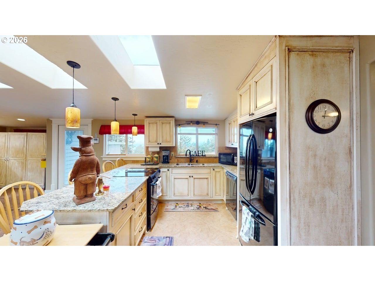 94787 Adams Hill Road Gold Beach, OR 97444 - Photo 11 of 40 Kitchen