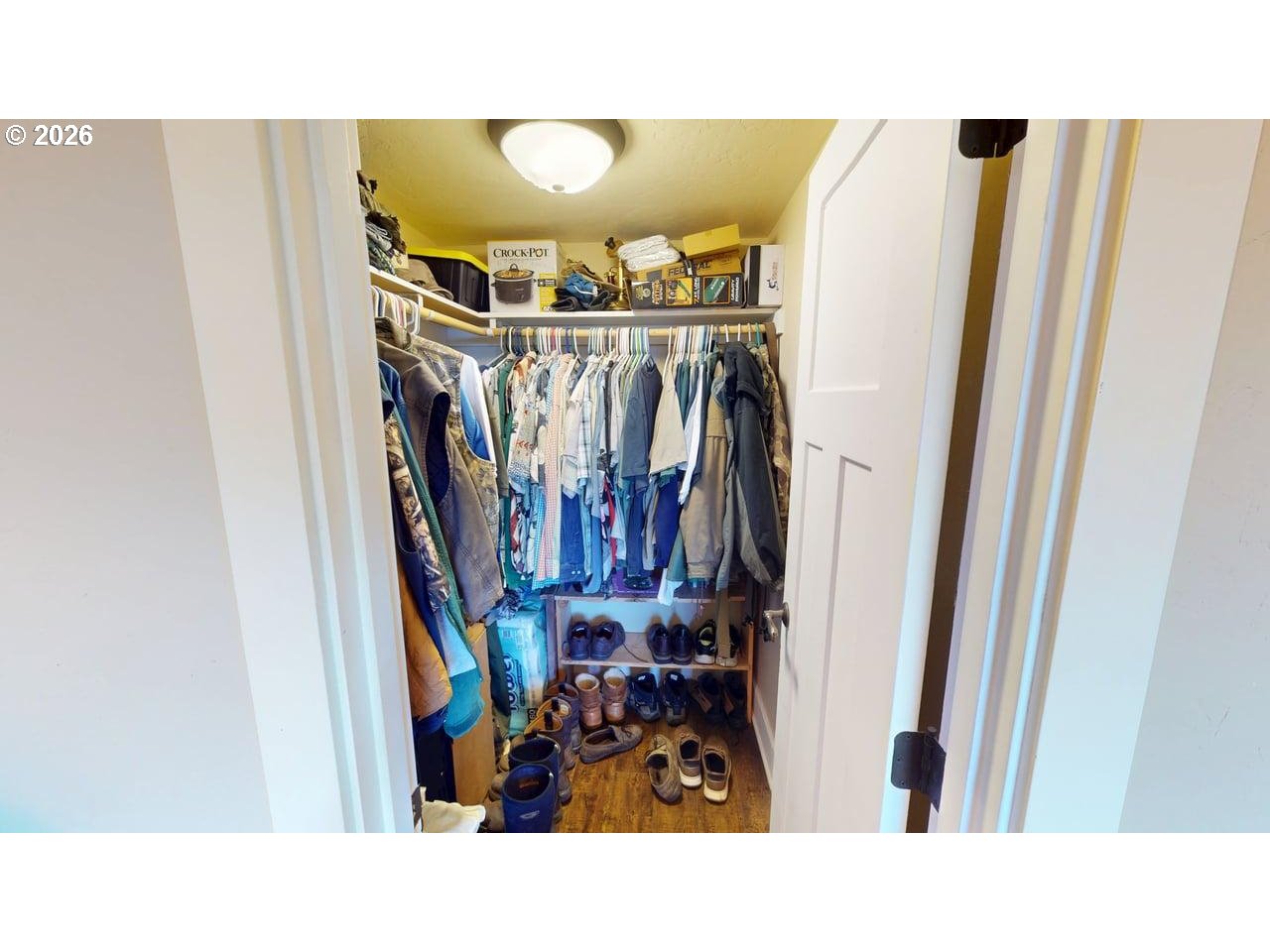 94787 Adams Hill Road Gold Beach, OR 97444 - Photo 19 of 40 Owner's Suite Bedroom