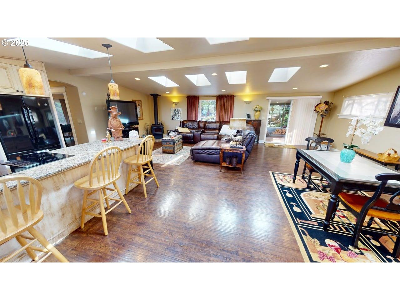 94787 Adams Hill Road Gold Beach, OR 97444 - Photo 4 of 40 Kitchen/Living Room