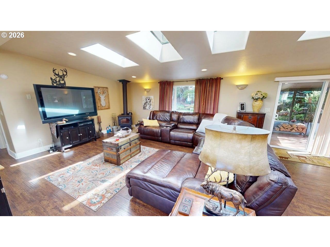 94787 Adams Hill Road Gold Beach, OR 97444 - Photo 7 of 40 Living Room