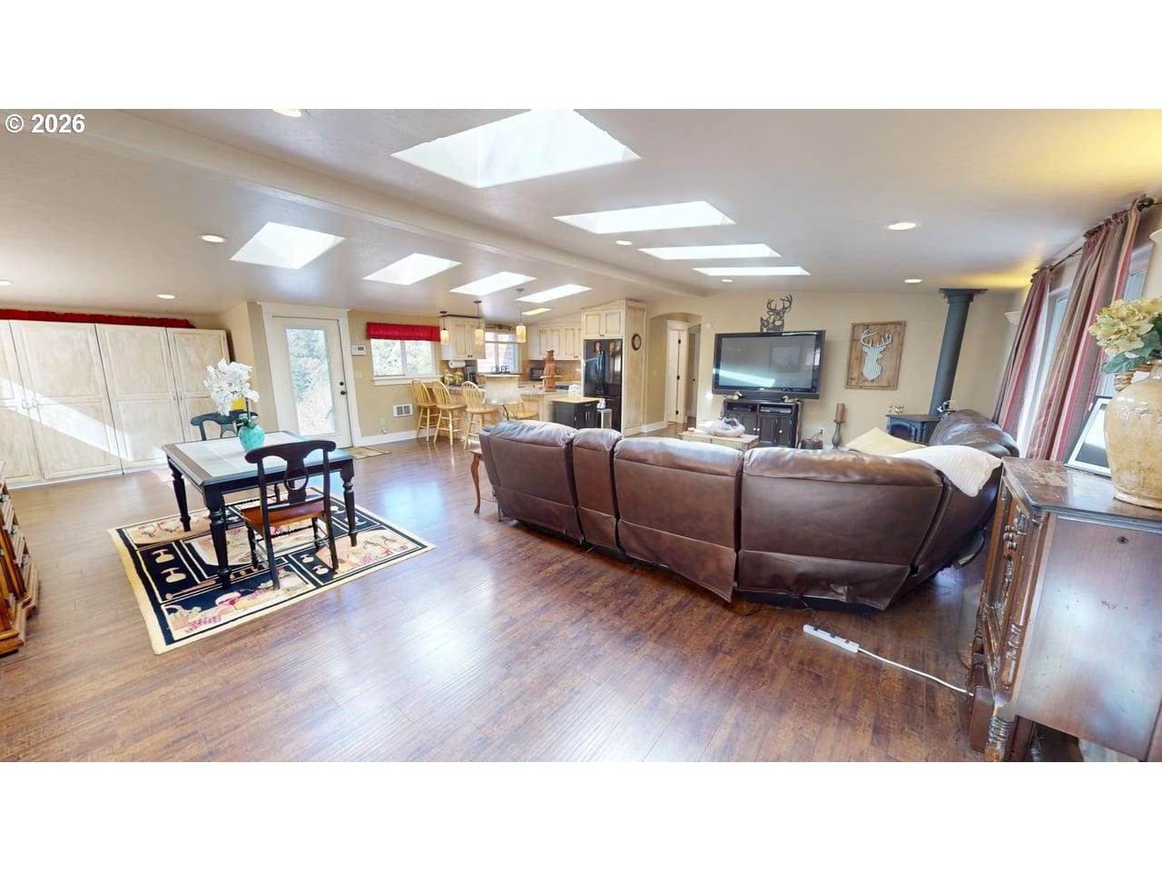 94787 Adams Hill Road Gold Beach, OR 97444 - Photo 8 of 40 Living Room/Dining Room