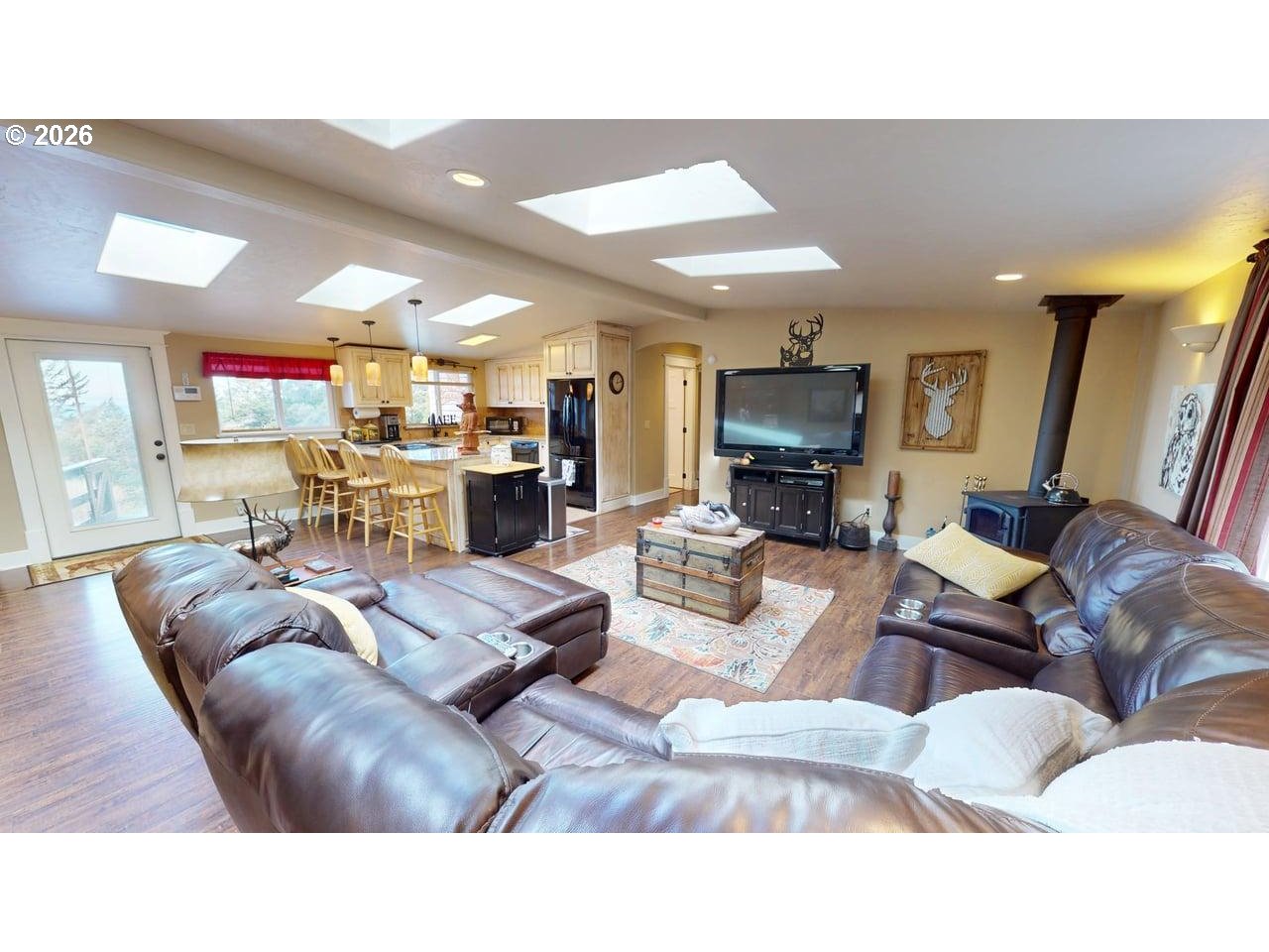94787 Adams Hill Road Gold Beach, OR 97444 - Photo 9 of 40 Living Room