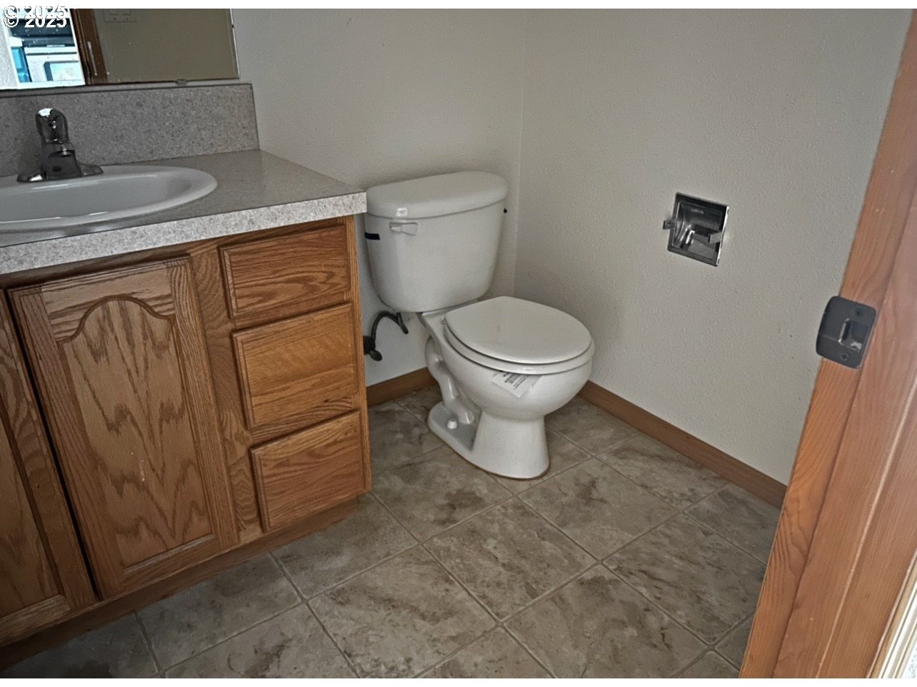 1150 Hemlock Street, Unit C11 Florence, OR 97439 - Photo 7 of 11