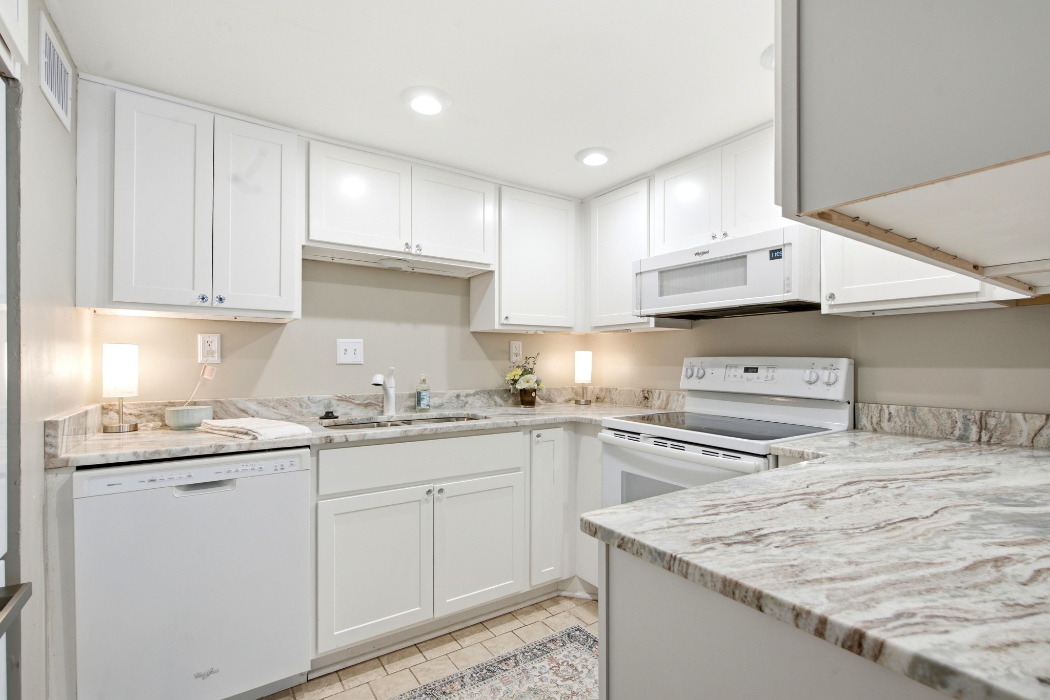 1906 Allenby Road, Unit 16 Germantown, TN 38139 - Photo 7 of 25