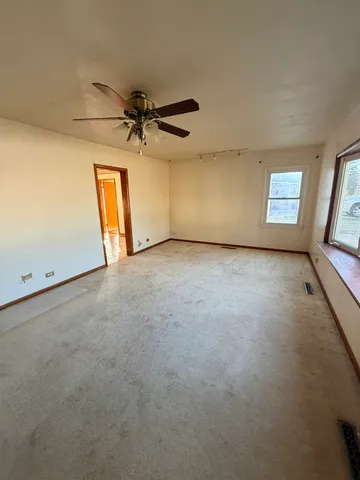 $275,000 | 6837 113th Street, Worth, IL 60482