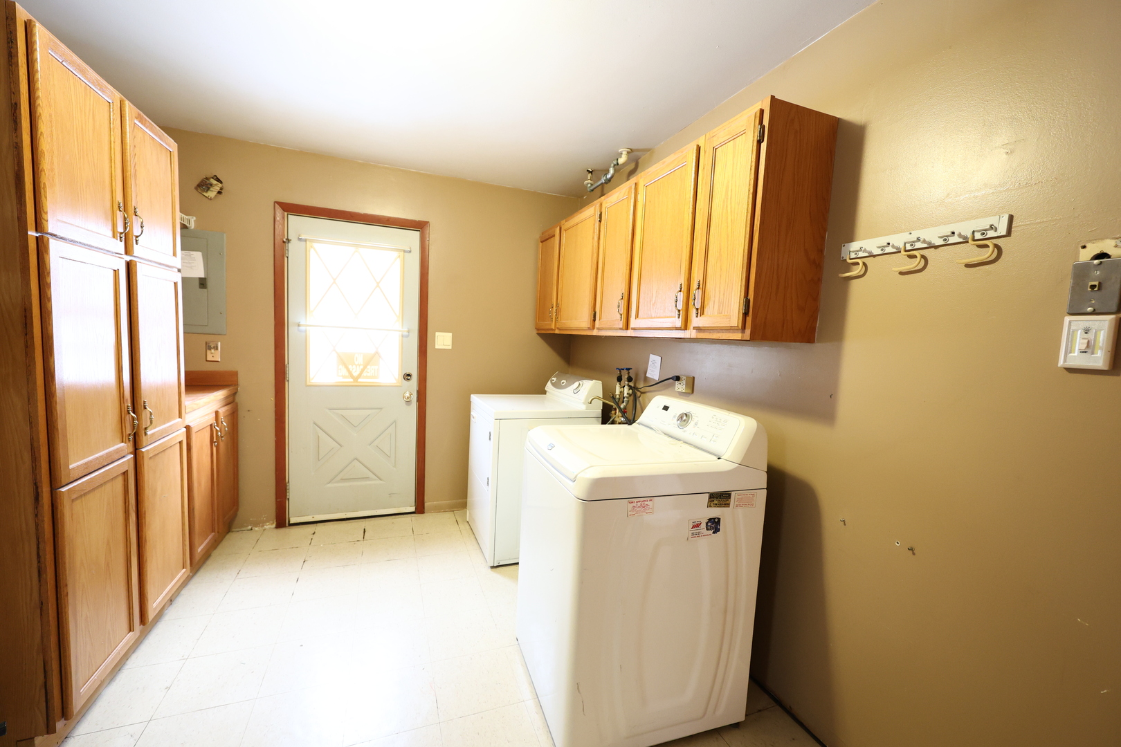 6837 113th Street Worth, IL 60482 - Photo 10 of 17