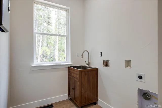 $599,000 | 146 Elk Road, Idaho Springs, CO 80452