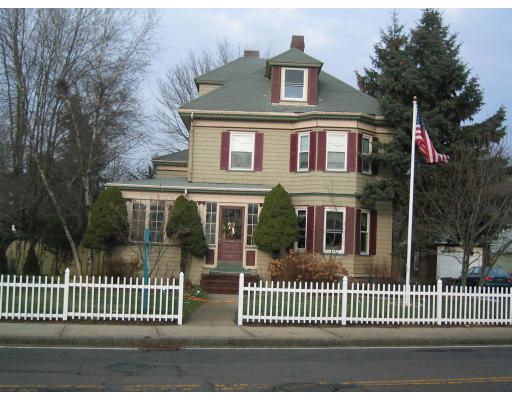 491 Chapman Street Canton, MA 02021 - Photo 1 of 14 Gallery Image 1