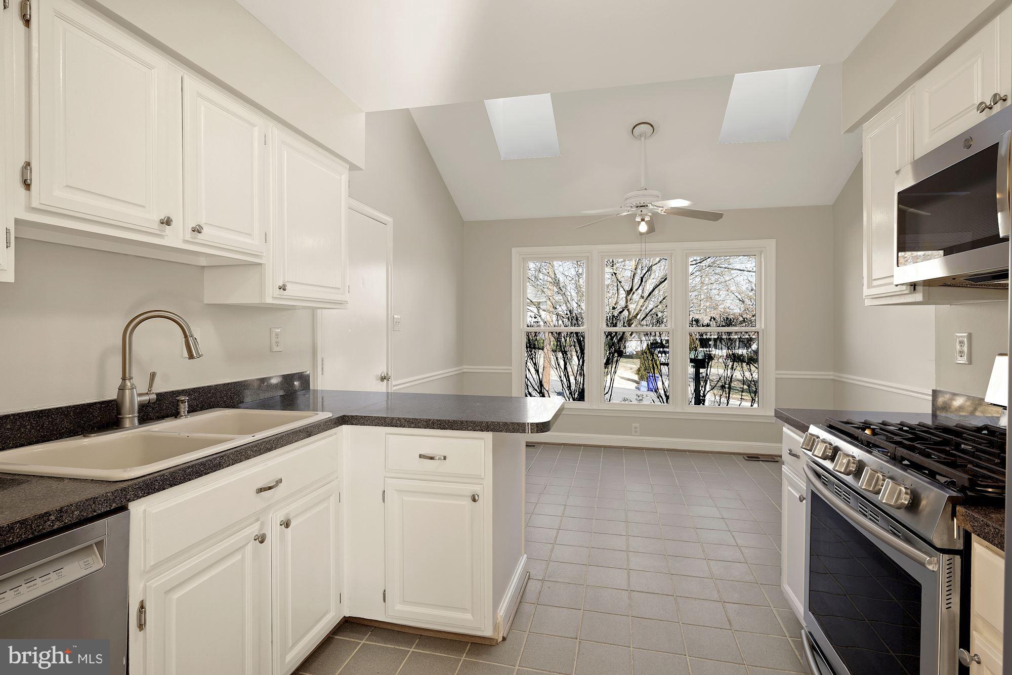 2925 Gracefield Road Silver Spring, MD 20904 - Photo 8 of 55