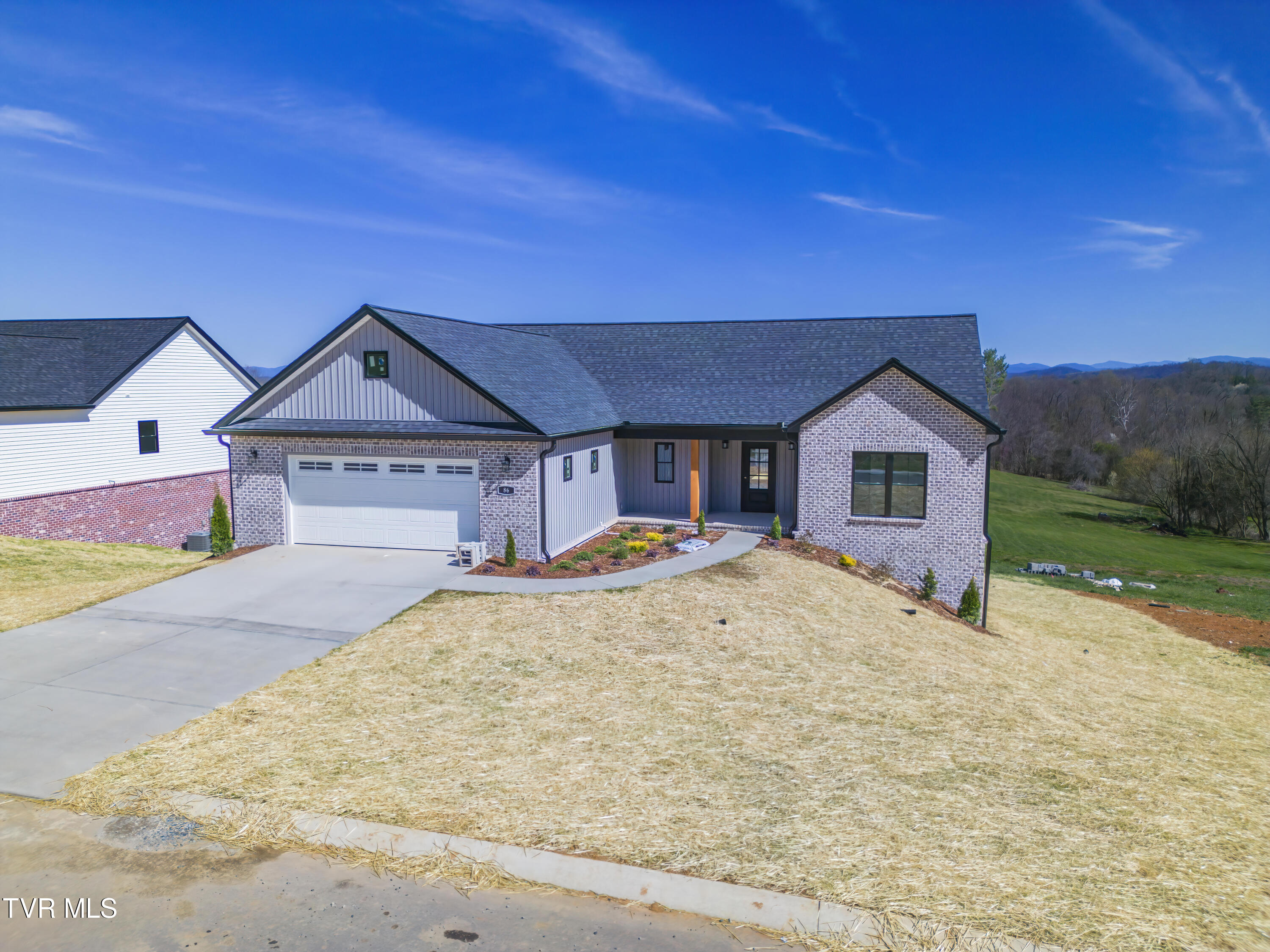 86 Sunset Road Johnson City, TN 37615 - Photo 1 of 35 86 Sunset (3)