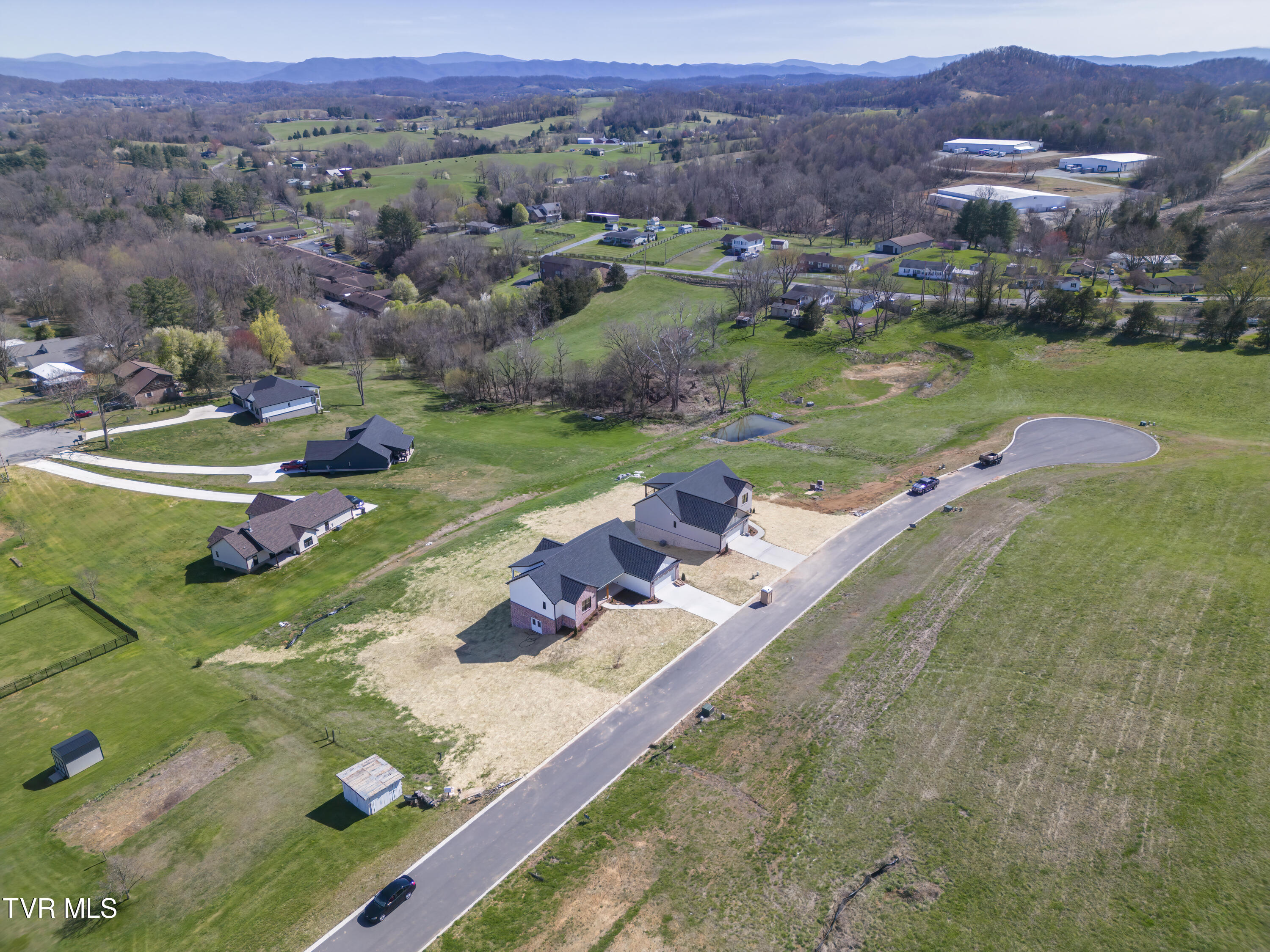 86 Sunset Road Johnson City, TN 37615 - Photo 32 of 35 86 Sunset (6)