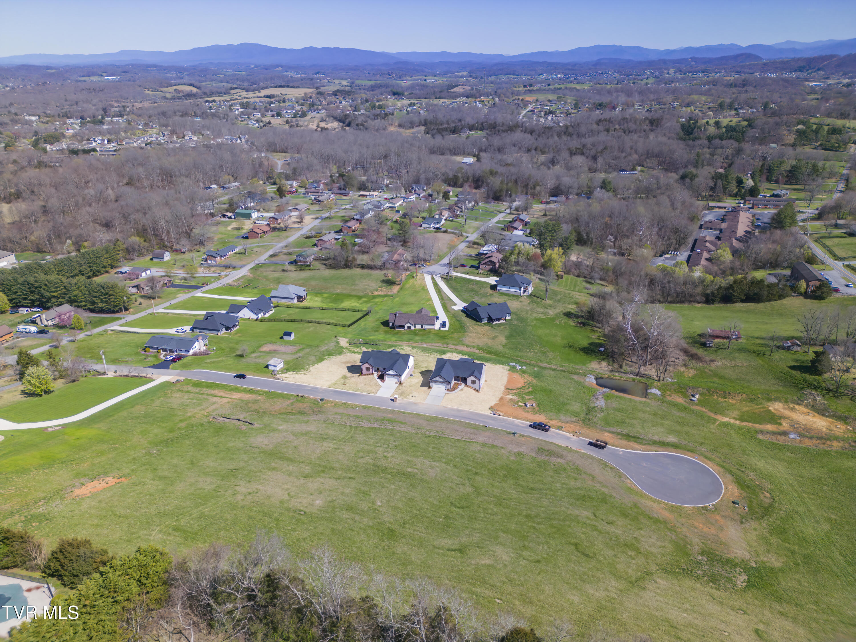86 Sunset Road Johnson City, TN 37615 - Photo 33 of 35 86 Sunset (7)