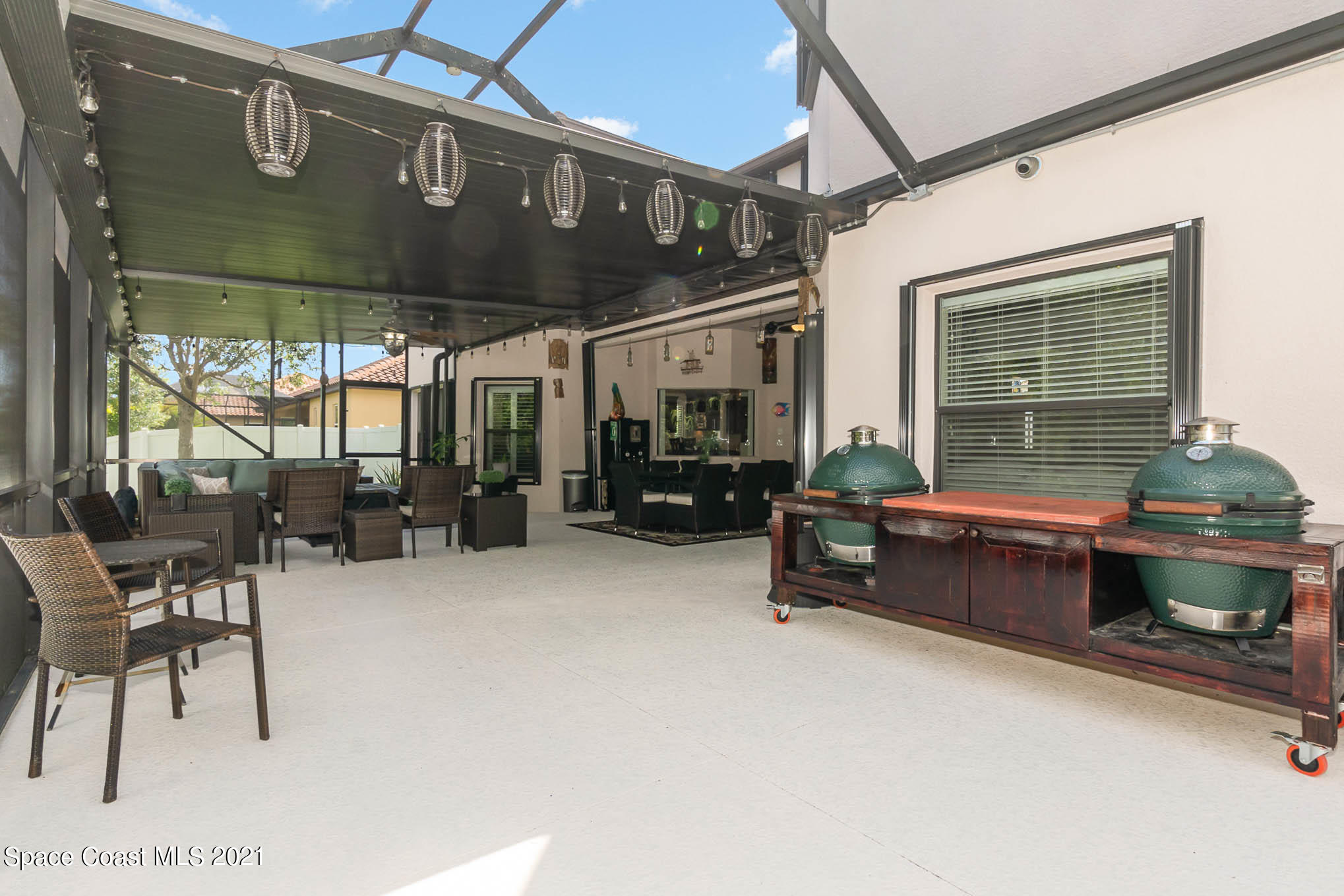 4175 Waterloo Place Melbourne, FL 32940 - Photo 44 of 49 a living room filled with furniture