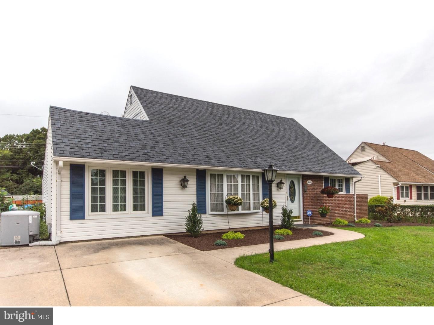 11 Jadewood Road Levittown, PA 19056 - Photo 2 of 25 Exterior Front