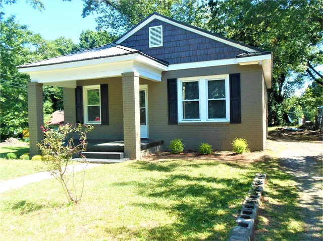 $1,150 | 801 Manning Street, Anderson, SC 29621