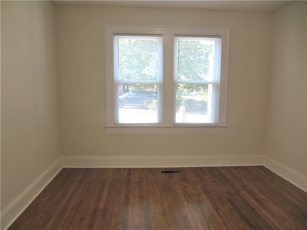 801 Manning Street Anderson, SC 29621 - Photo 5 of 13