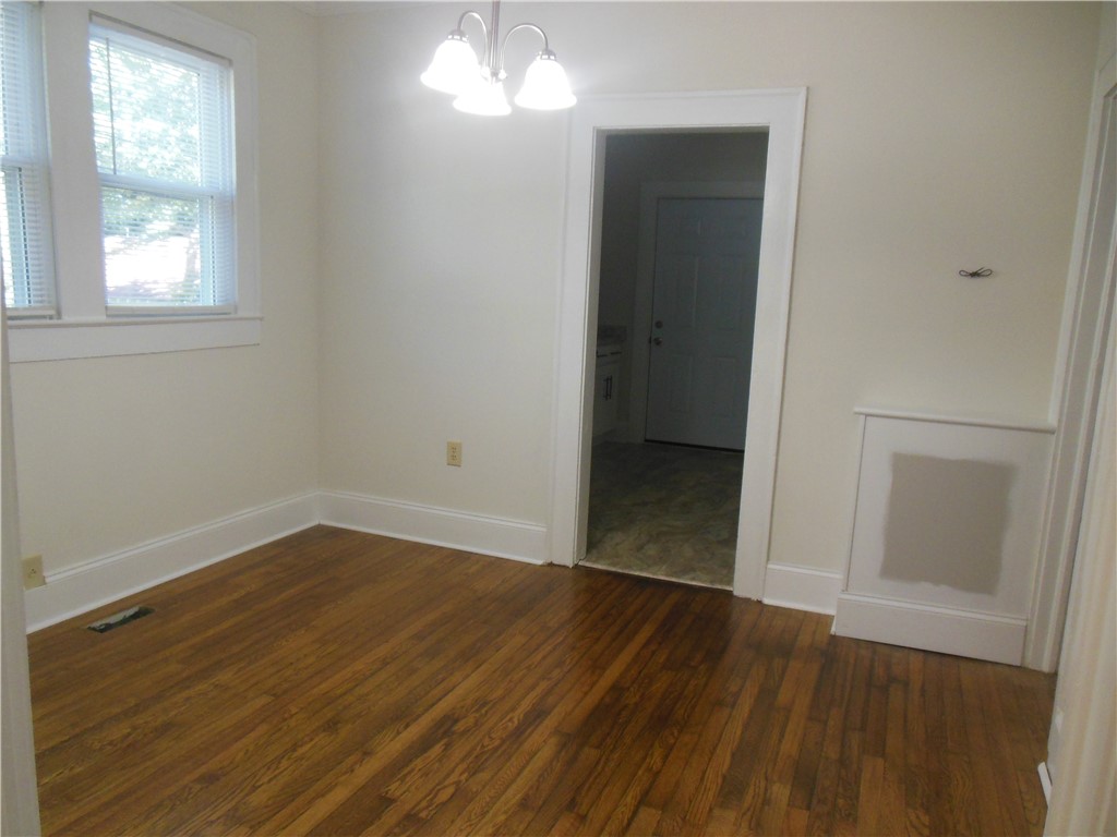 801 Manning Street Anderson, SC 29621 - Photo 6 of 13