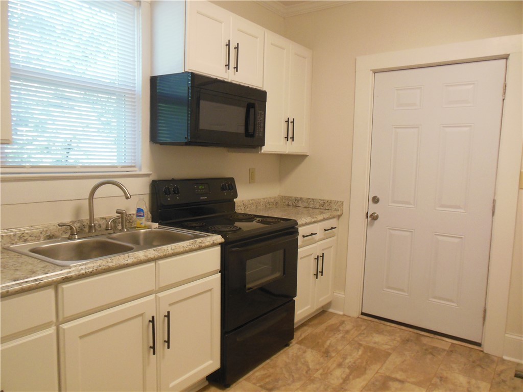 801 Manning Street Anderson, SC 29621 - Photo 7 of 13