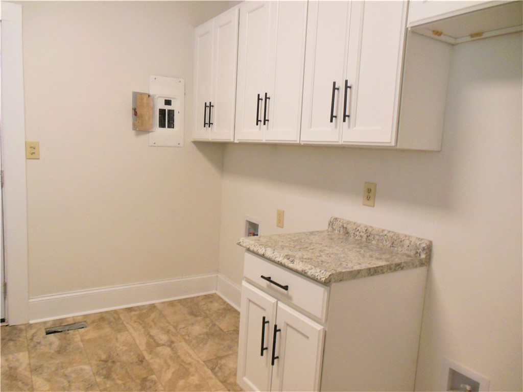 801 Manning Street Anderson, SC 29621 - Photo 8 of 13