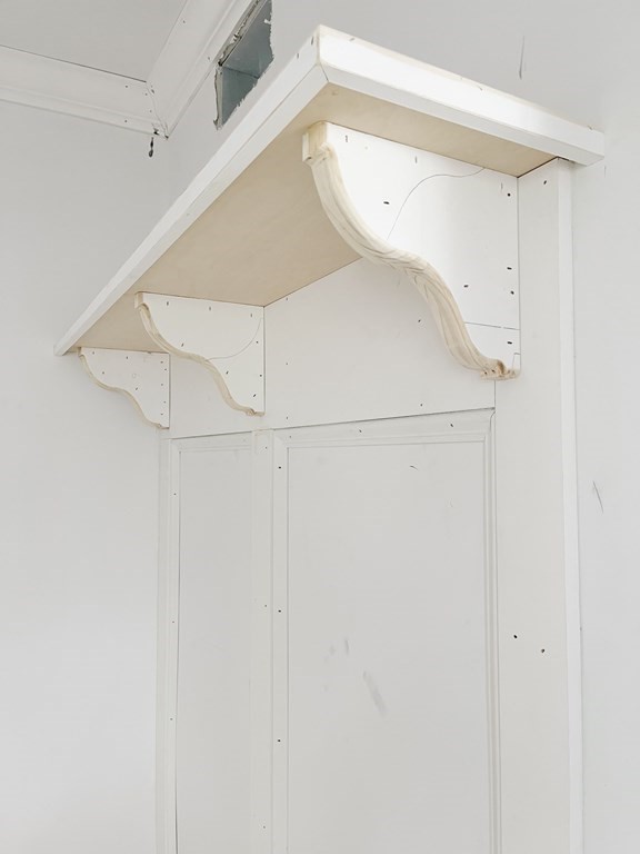 18 Libby Avenue Reading, MA 01867 - Photo 8 of 23 a view of a garage